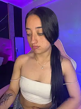 Snapshot of Ady_18 chatting on June 30, 2026, 7:59 pm Ady 18 online show from June 30, 2026, 7:59 pm
