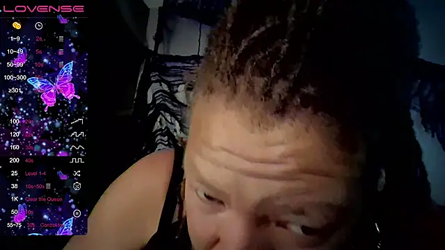 Milfshakecafe online show from October 9, 2025, 2:26 pm