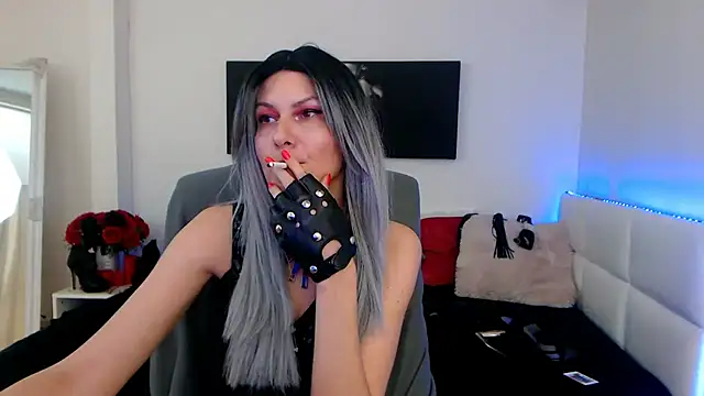EvelynQueenn online show from January 21, 2025, 4:21 am