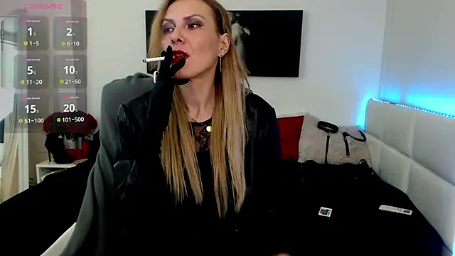 EvelynQueenn online show from January 29, 2025, 5:51 am
