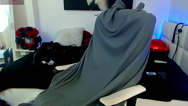 EvelynQueenn online show from February 20, 2025, 10:16 am