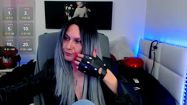 EvelynQueenn online show from February 27, 2025, 6:40 am