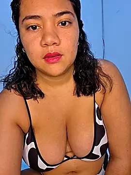 Watagatapitusberry1 online show from October 1, 2025, 11:22 pm