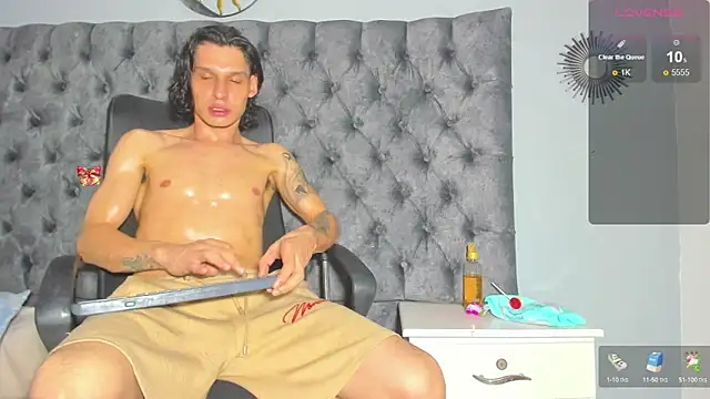 marcus smithh online show from December 2, 2024, 10:18 am