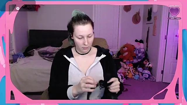 CirqueNoirBlu online show from October 10, 2025, 3:38 am