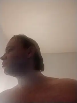 JamesIII1984 online show from April 8, 2026, 3:17 am