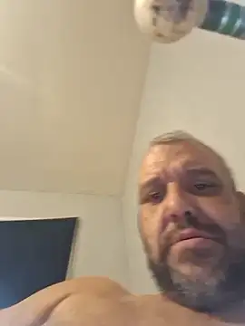 Snapshot of silkstroker6981 chatting on January 13, 2026, 10:42 am silkstroker6981 online show from January 13, 2026, 10:42 am