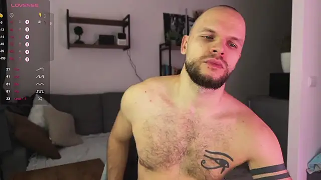 maxx alexx online show from December 3, 2024, 9:44 am