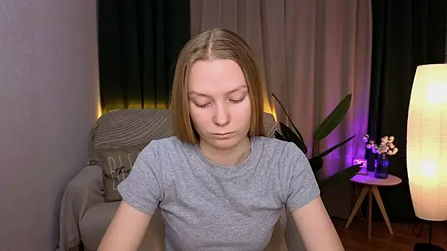 CarolynCohen   online show from January 24, 2025, 1:56 am