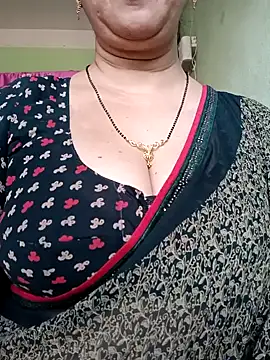 Rosy-B online show from February 5, 2025, 10:08 am