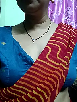 Rosy-B online show from October 28, 2025, 9:28 pm