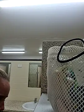 Off the Lesh online show from November 15, 2025, 3:52 pm