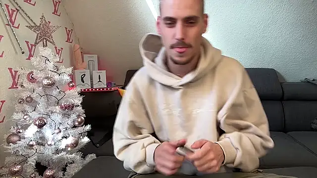 Cookieboy88 online show from November 11, 2025, 9:20 am