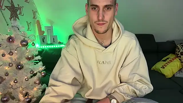 Cookieboy88 online show from November 18, 2025, 5:06 pm