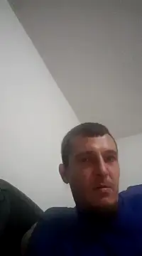 mayk18cm online show from December 6, 2024, 1:18 am