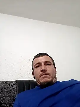 mayk18cm online show from December 8, 2024, 11:35 am