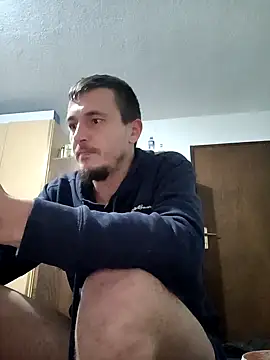 mayk18cm online show from December 15, 2024, 9:53 pm