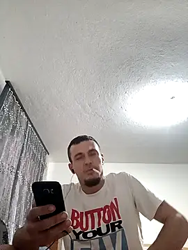 mayk18cm online show from December 31, 2024, 7:53 am