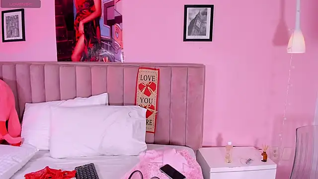 RolyLoren online show from February 14, 2025, 7:02 pm