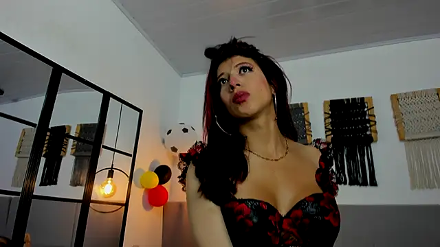 Sweet camille online show from July 15, 2026, 2:50 am
