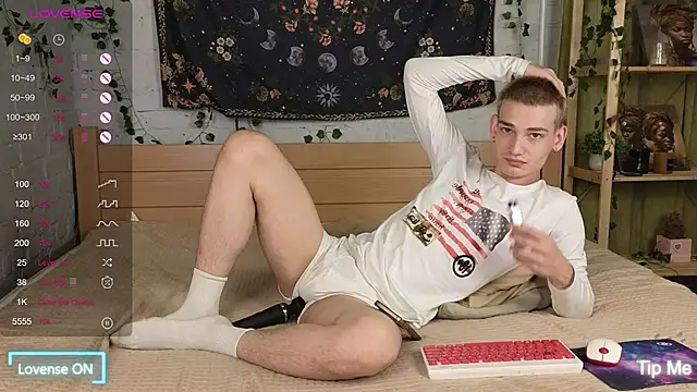 Nick Win online show from October 4, 2025, 12:58 pm