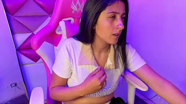 Cameron cutte online show from February 11, 2026, 2:49 am