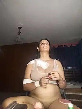 Catalinacandela online show from February 28, 2026, 8:21 pm