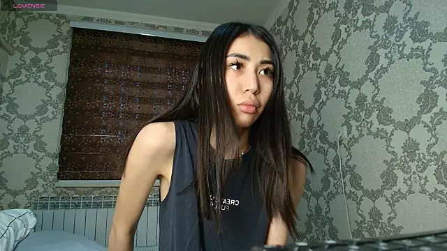 Homura Ayanami online show from February 19, 2026, 5:03 am