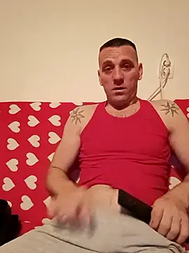 Aian09 online show from November 2, 2025, 3:03 pm