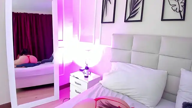 Snapshot of Alisa__walker chatting on December 28, 2024, 1:29 am Alisa walker online show from December 28, 2024, 1:29 am