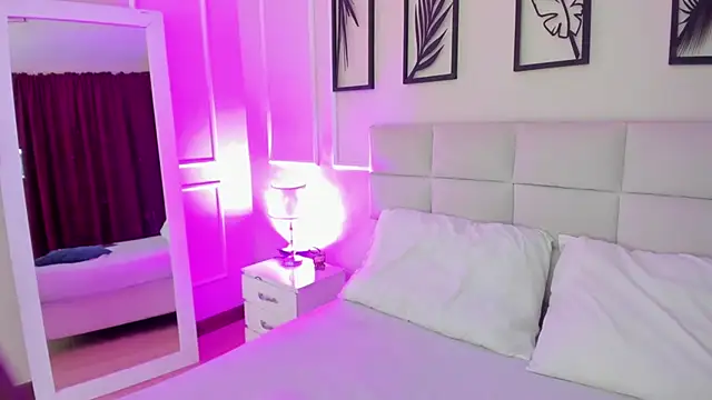 Snapshot of Alisa__walker chatting on January 22, 2025, 7:13 pm Alisa walker online show from January 22, 2025, 7:13 pm