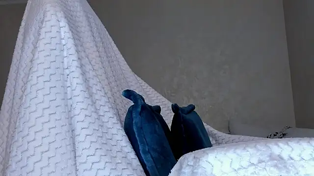 Britney Ross online show from December 25, 2024, 5:26 am