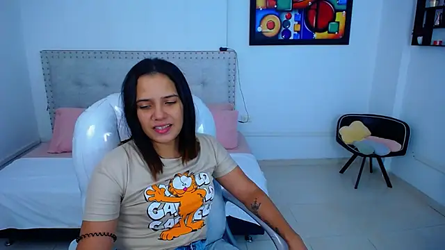 Chiqui milk  online show from December 30, 2024, 7:11 pm