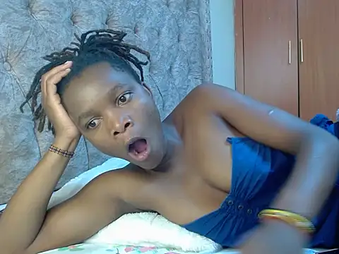 Snapshot of Naughty_Girl17 chatting on February 8, 2025, 5:18 am Naughty Girl17 online show from February 8, 2025, 5:18 am