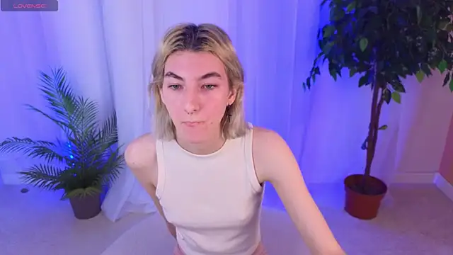 Mia Cheers online show from February 6, 2025, 1:43 pm