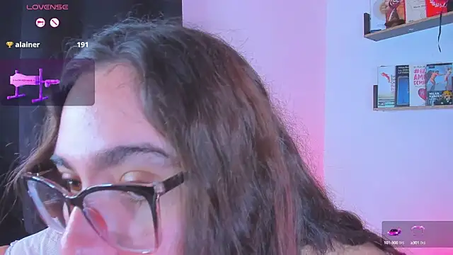 isarhodes  online show from January 3, 2025, 1:27 am