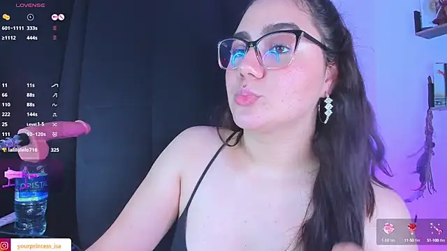 isarhodes  online show from January 15, 2025, 1:23 am