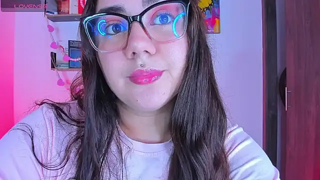 isarhodes  online show from January 28, 2025, 10:23 pm