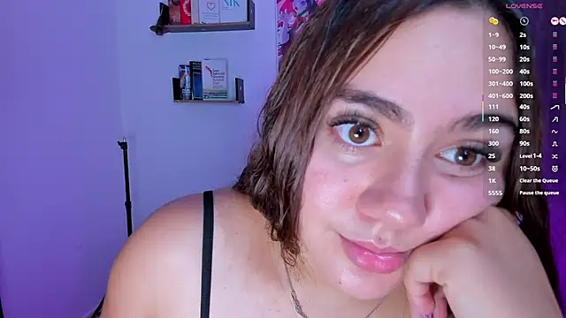 isarhodes  online show from October 8, 2025, 10:18 pm