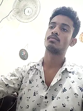 curlyhairboy  online show from September 10, 2025, 4:56 am