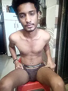 curlyhairboy  online show from October 12, 2025, 9:08 am