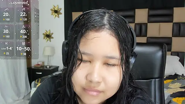 BonnyDelux online show from January 31, 2025, 2:17 pm