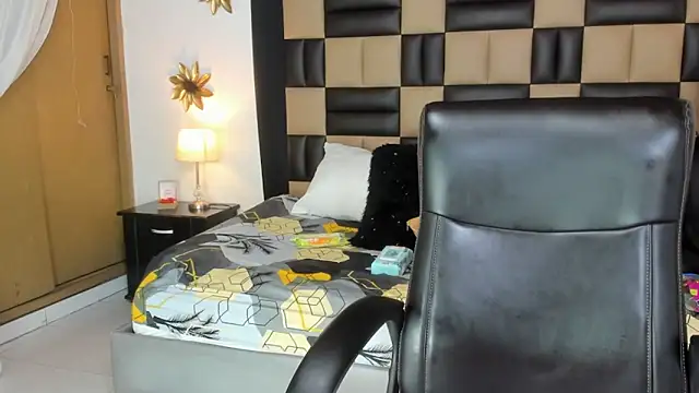 BonnyDelux online show from February 10, 2025, 12:29 pm