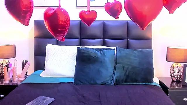 TaraCarson online show from February 12, 2025, 12:27 am