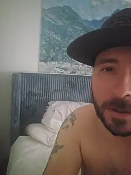 JeepinAround online show from December 22, 2025, 10:29 pm