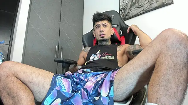 sergiio mesa27 online show from September 12, 2025, 11:15 pm