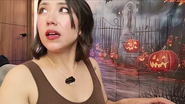 Hot Couple666 online show from October 23, 2025, 6:06 pm