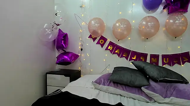 miel gomez online show from December 10, 2024, 5:33 pm