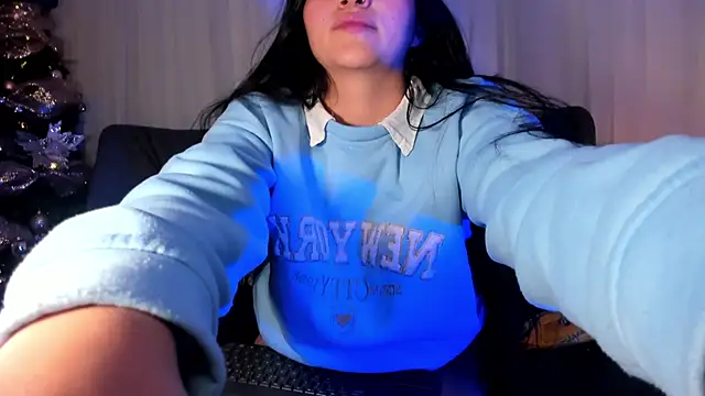 miel gomez online show from December 14, 2024, 7:40 am