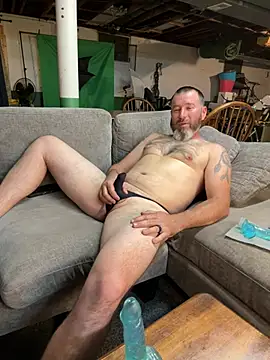 bongripingclitlicker online show from April 16, 2026, 3:40 am